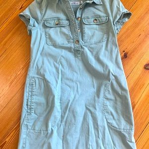 Vineyard Vines stretch utility short sleeved dress